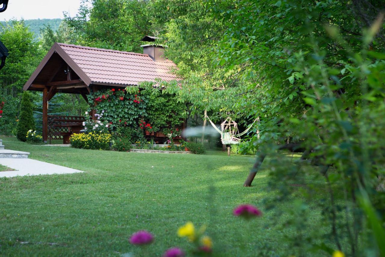 Plitvice Retreat Apartments Rudanovac Exteriör bild